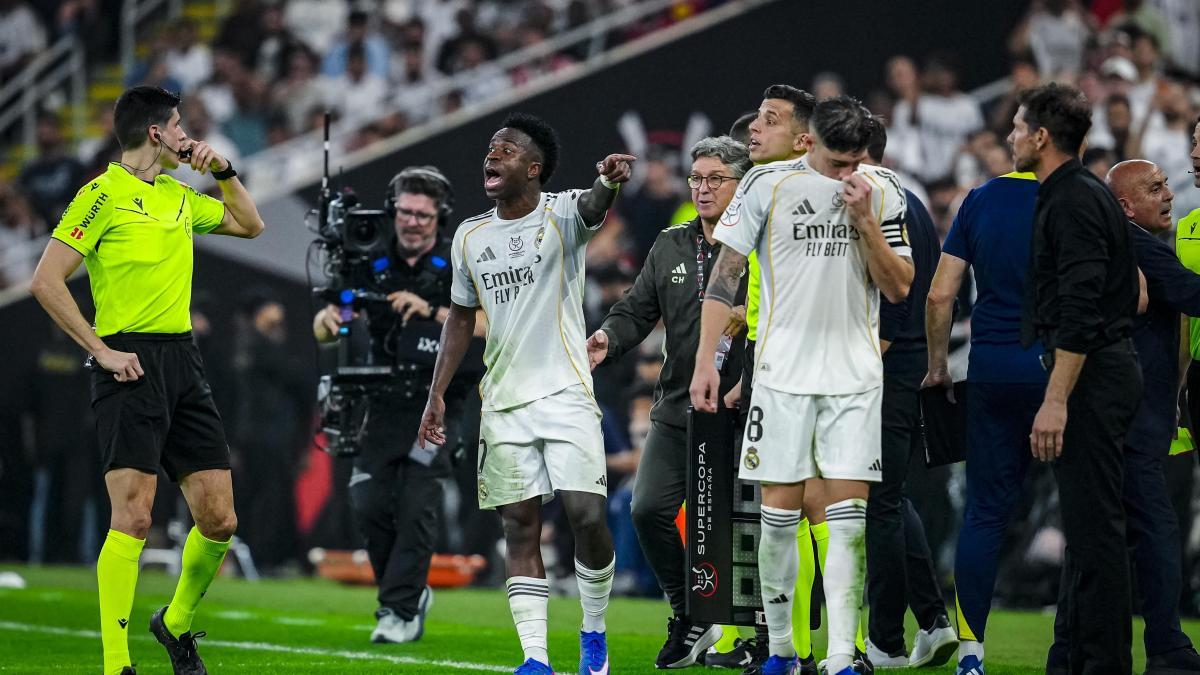 Simeone respondió a una burla de Vinicius al banquillo del Atlético