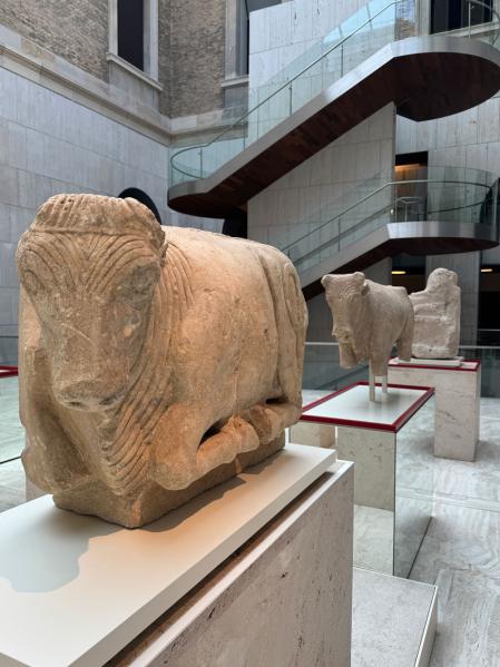 Toros de Osuna (Louvre y MAN)