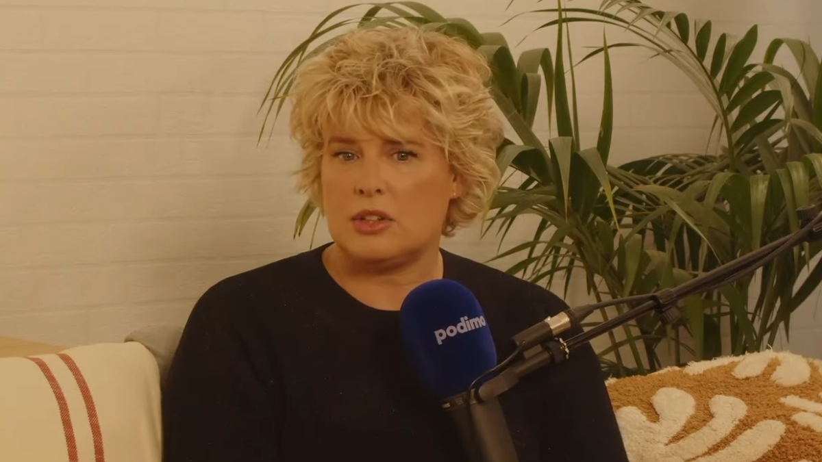 ''Me pidieron que no comiera para caber en un vestido y jamás me dejaron ponerme un pantalón en televisión''