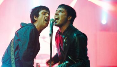 The Cribs vuelve con 'Selling a vibe', un disco que mantiene intactas sus claves roqueras