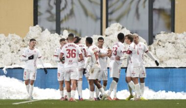 La Cultural Leonesa celebra su gol en Andorra.