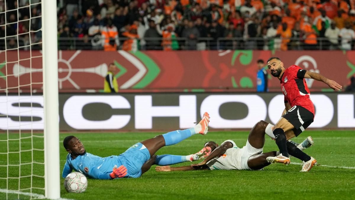 Salah y Marmoush destronan a Costa de Marfil