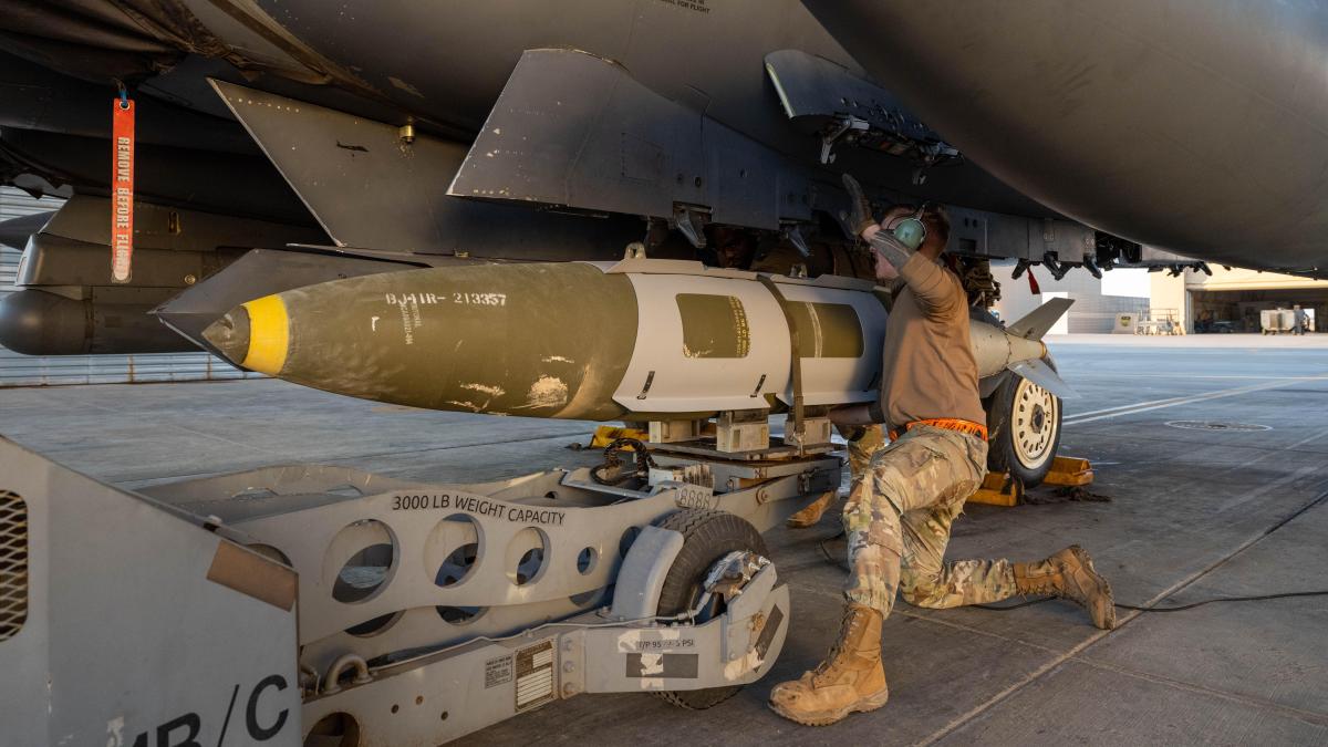 Estados Unidos ataca posiciones del Estado Islámico en Siria tras la muerte de dos soldados