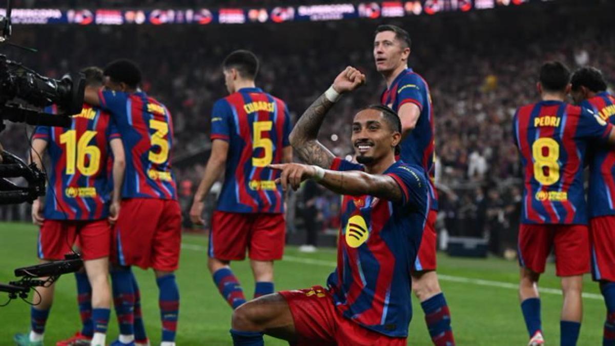 Raphinha, súper MVP y súper goleador ante el Madrid