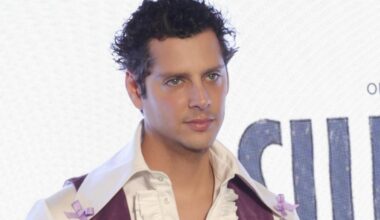 ''Mi primer beso me lo di en la ficción. Empecé a trabajar a los 12 años''