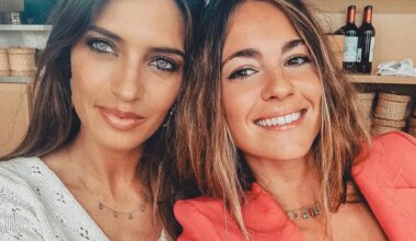 El significativo gesto de Sara Carbonero hacia su amiga Sofía Ellar en pleno ingreso hospitalario