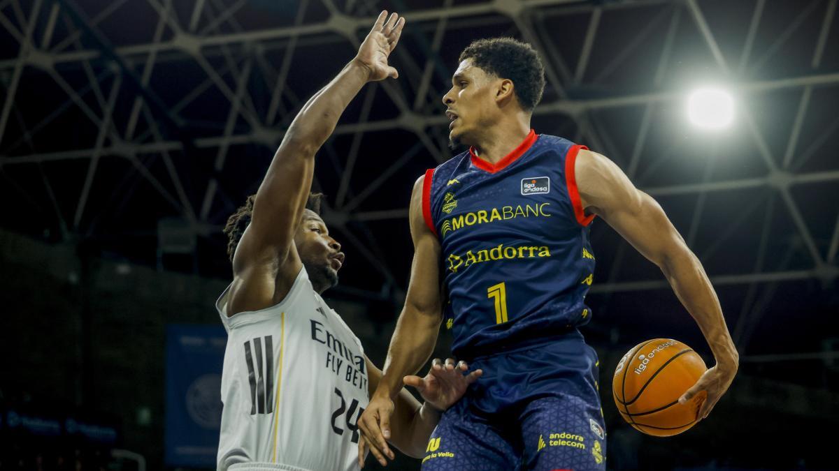 Xavier Castañeda estará tres meses de baja