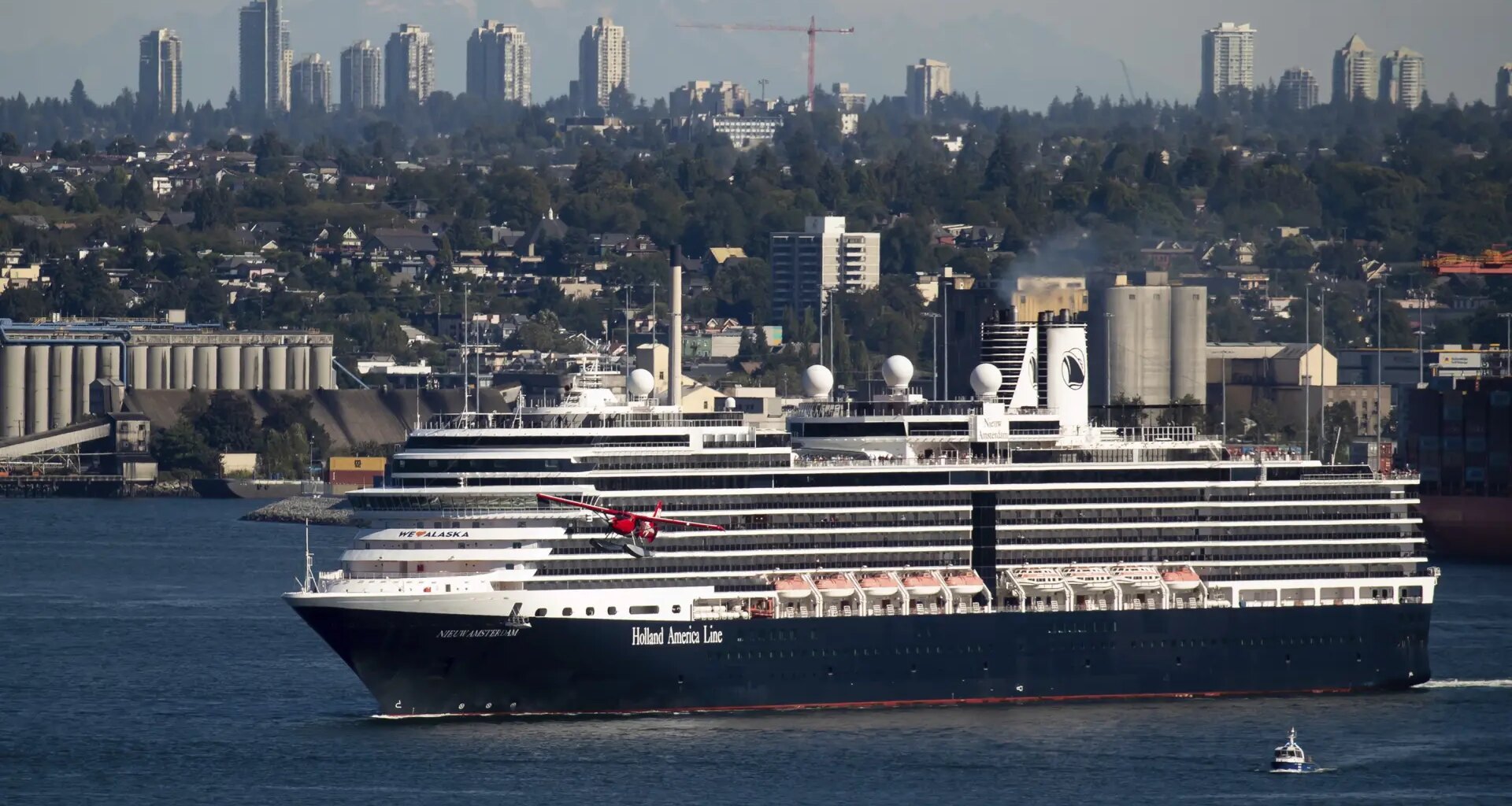 un brote de norovirus fuerza la desinfección de un crucero
