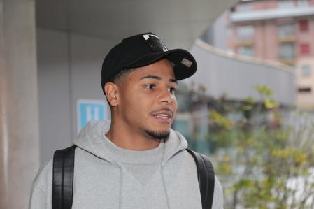 Wesley Ribeiro, nuevo fichaje de la Real Sociedad, llega a Donostia