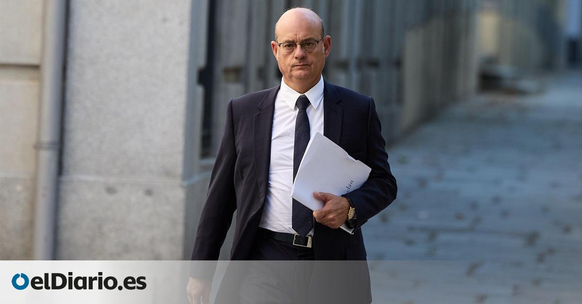 Julio Iglesias contrata al abogado Choclán y se prepara para una posible investigación en España