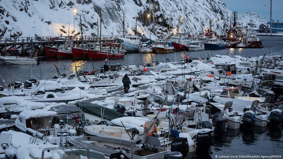 Macron advierte a EE. UU. de "consecuencias" por Groenlandia