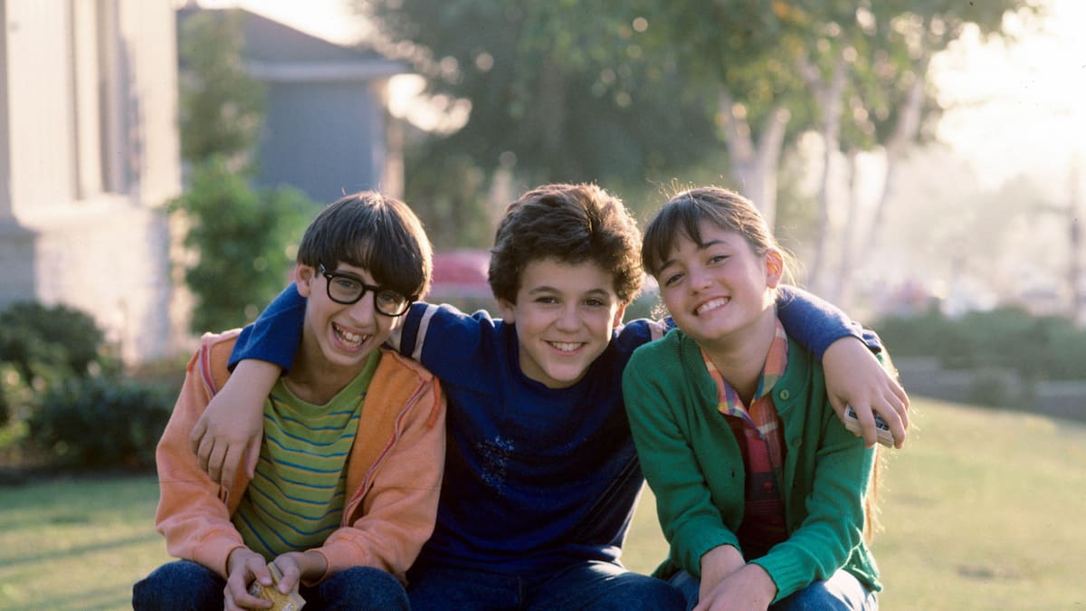 La razón legal por la que es casi imposible encontrar 'Aquellos maravillosos años' y otras series míticas en ninguna plataforma | Cine y TV