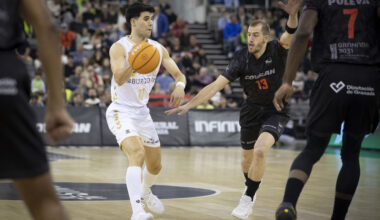 El San Pablo confirma su resurrección ganando al Granada (90-107)