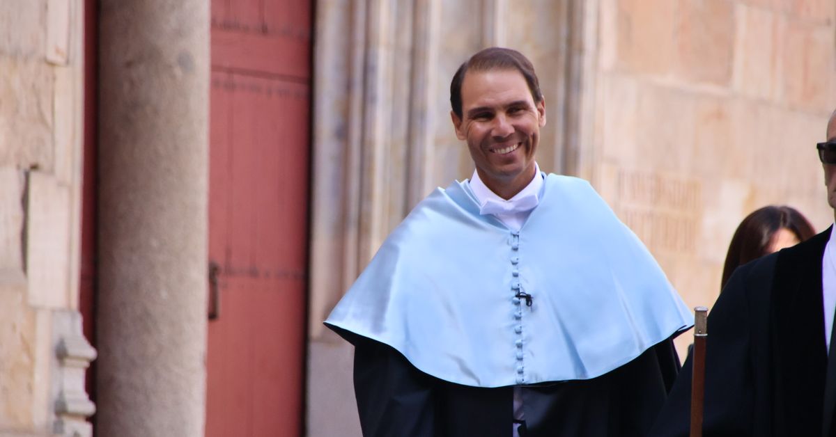 Rafa Nadal recuerda el doctor 'honoris causa' por la Universidad de Salamanca en su resumen del año: "Gracias 2025"