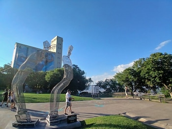 Serie Faros presentada en el