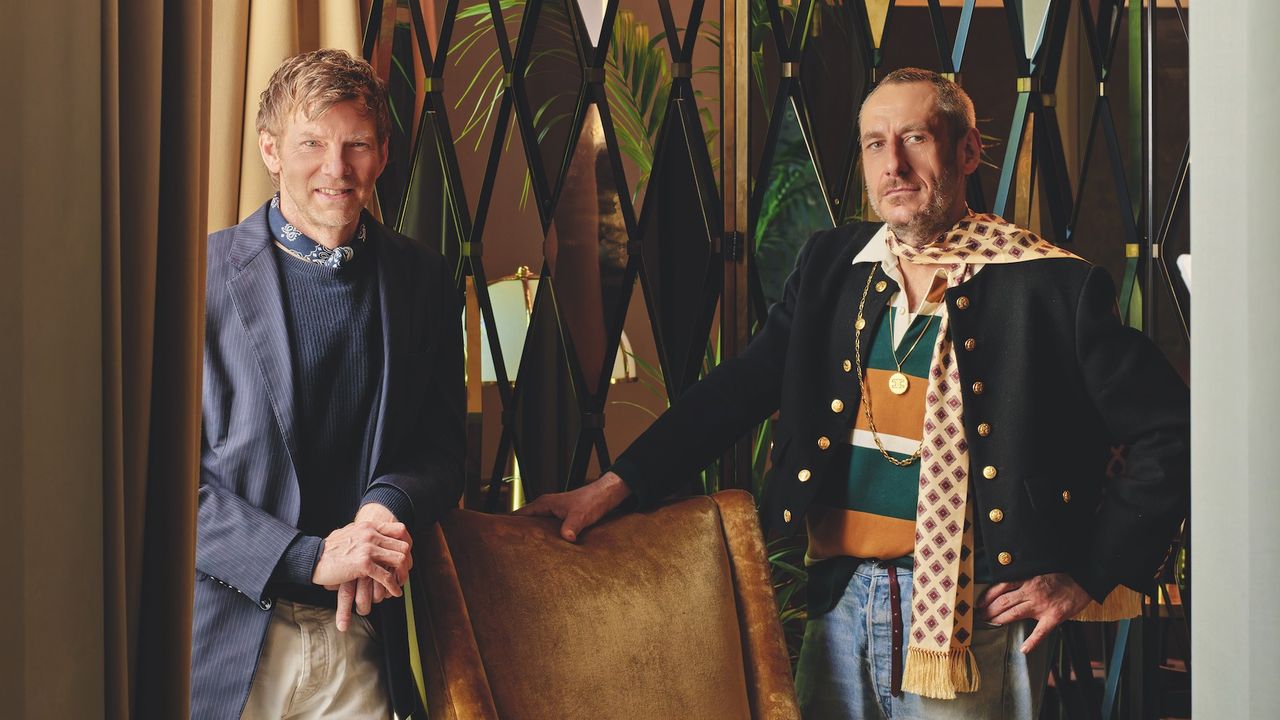 Así es la casa verde más teatral de Londres: terciopelo, lámparas de Murano y drama italiano en Belgravia