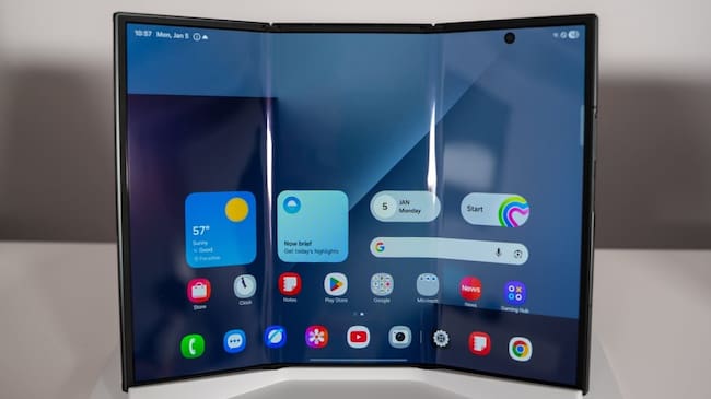 Samsung Galaxy TriFold