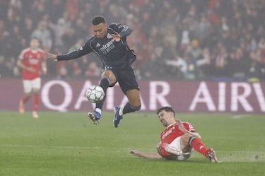 Dos doradas excepciones