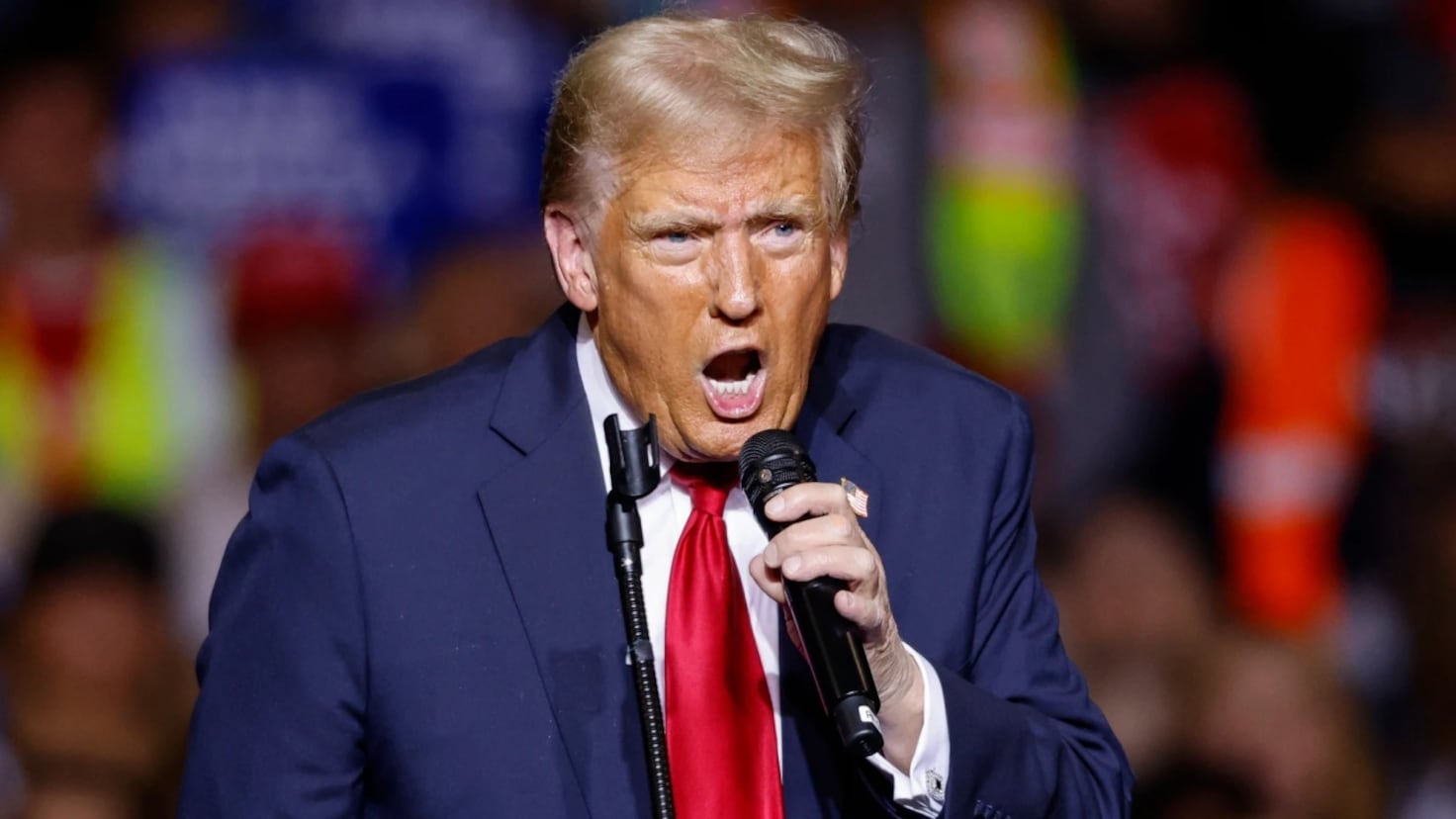 Un aclamado actor de Hollywood admite haberse drogado para soportar una cena con Trump: “Fue brutal”