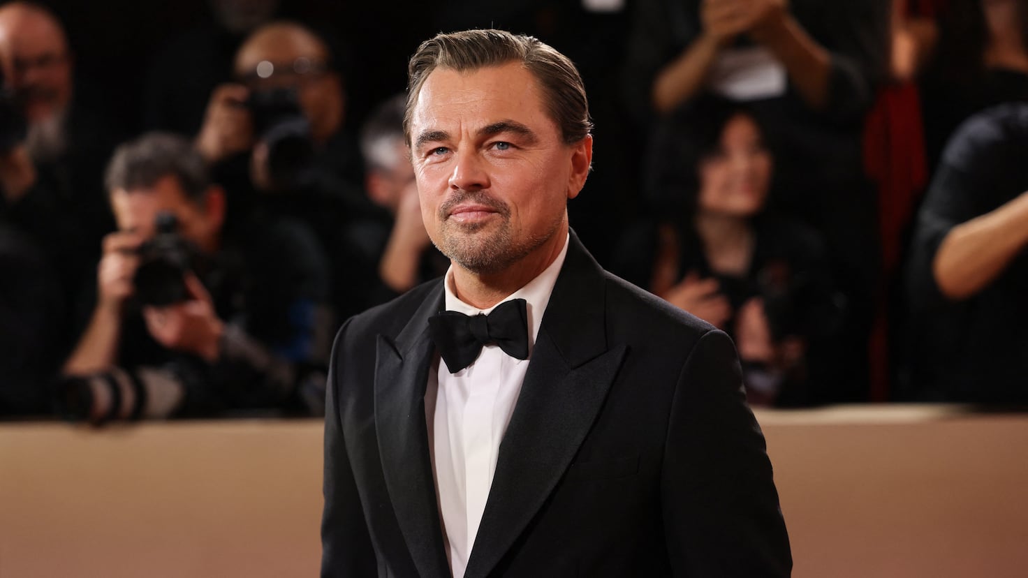 Leonardo DiCaprio protagoniza el momento más viral de los Globos de Oro 2026: “Siento haber hecho esa broma”