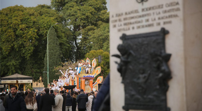 SS.MM. los Reyes Magos visitaron la Basílica de la Esperanza Macarena en un año especial por el 50 aniversario de los Cantores de Hispalis