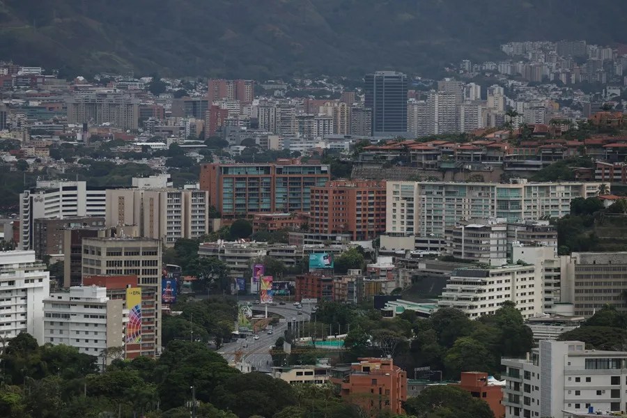 Estados Unidos alerta de que milicias armadas buscan a estadounidenses en Venezuela