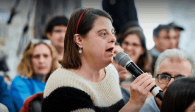 Cromo de SinRecursosNOhayCuidados