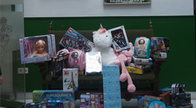 Visita solidaria y donación de juguetes en vísperas del día de los Reyes Magos