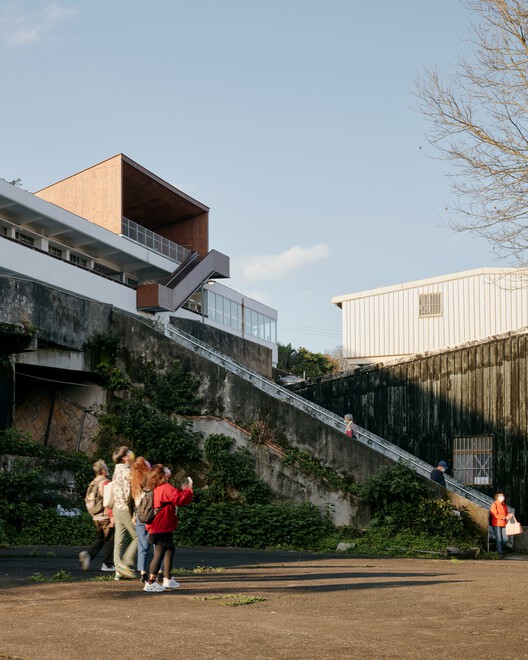 Escuela Primaria Taiping, Keelung / KHAA (Kuo+Huang and Associates) - Fotografía exterior