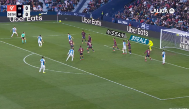 El mejor lateral de LaLiga a años luz del segundo ahora mismo: ¡qué barbaridad de gol, Carlos! - Diario AS