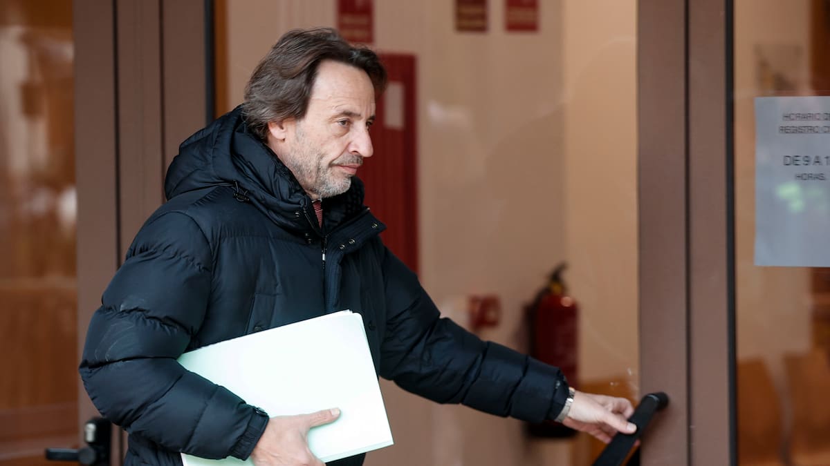 Los técnicos confirman que no se pueden recuperar los mensajes de la mano derecha de Carlos Mazón el día de la DANA | Tribunales