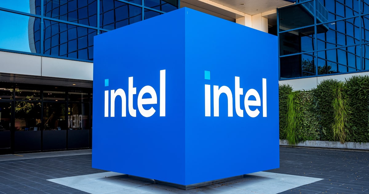 El desplome de Intel choca con la visión de Trump para la fabricación nacional de chips
