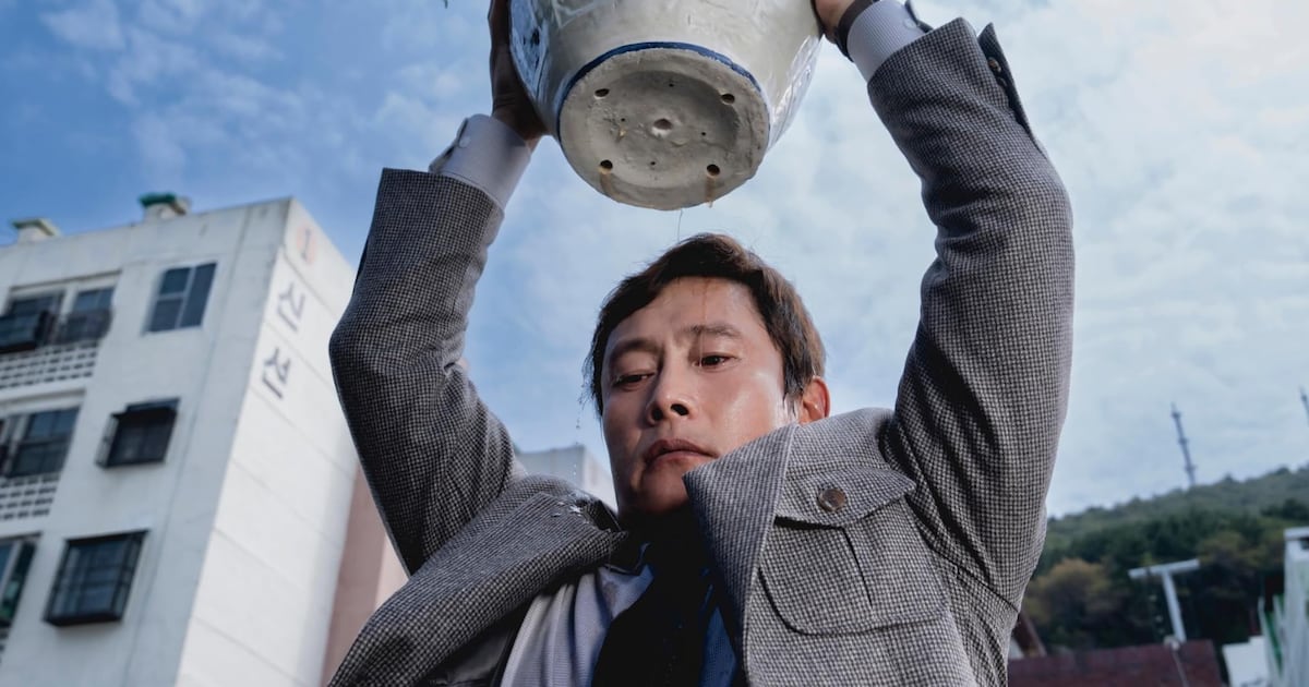 La Única Opción: la comedia negra surcoreana que critica al capitalismo