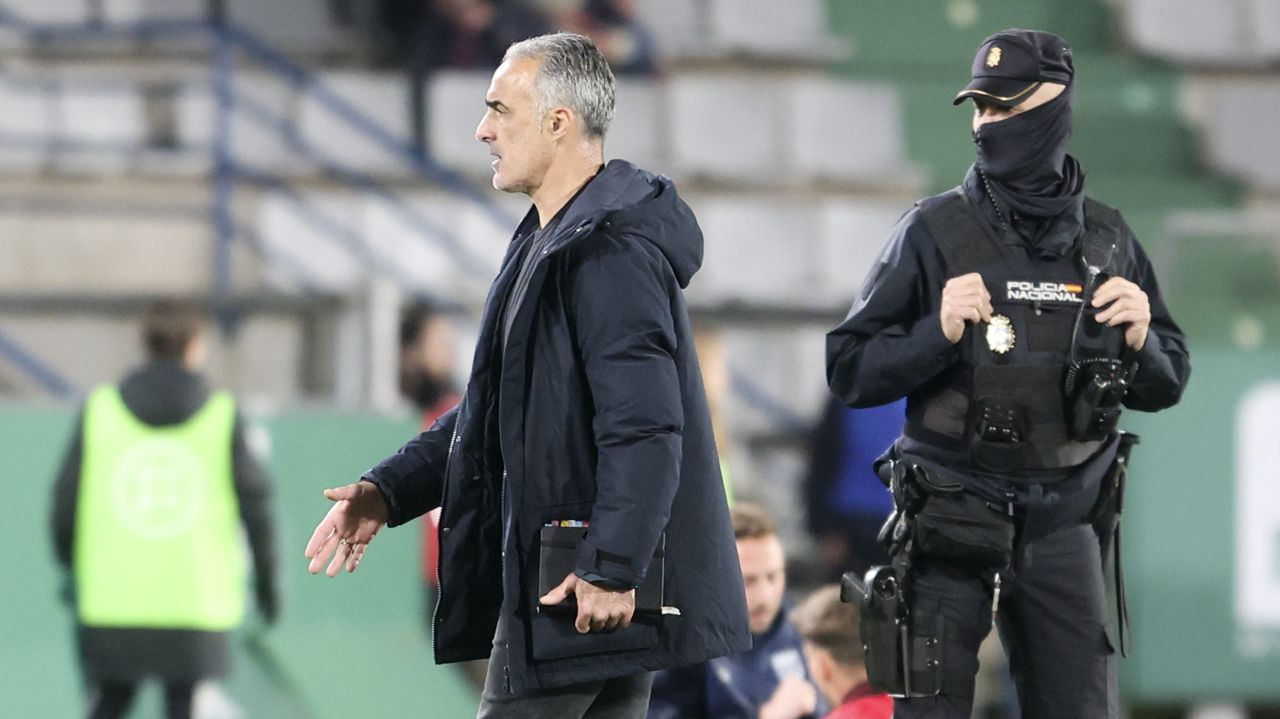 El Racing Club Ferrol cesa al entrenador Pablo López - La Voz de Galicia