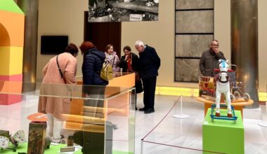 Más de 4.000 personas visitan la exposición de Valenciaport sobre el sector juguetero