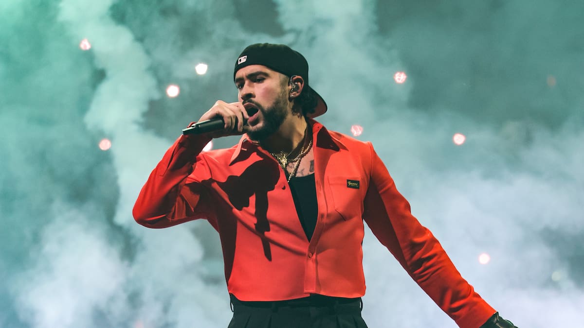 Una mujer demanda a Bad Bunny por usar su voz: le pide 16 millones de dólares | Música