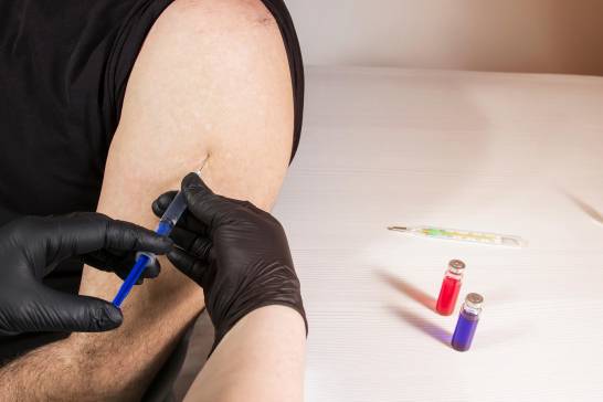 Envejecer más lento gracias a la vacuna contra el herpes zóster