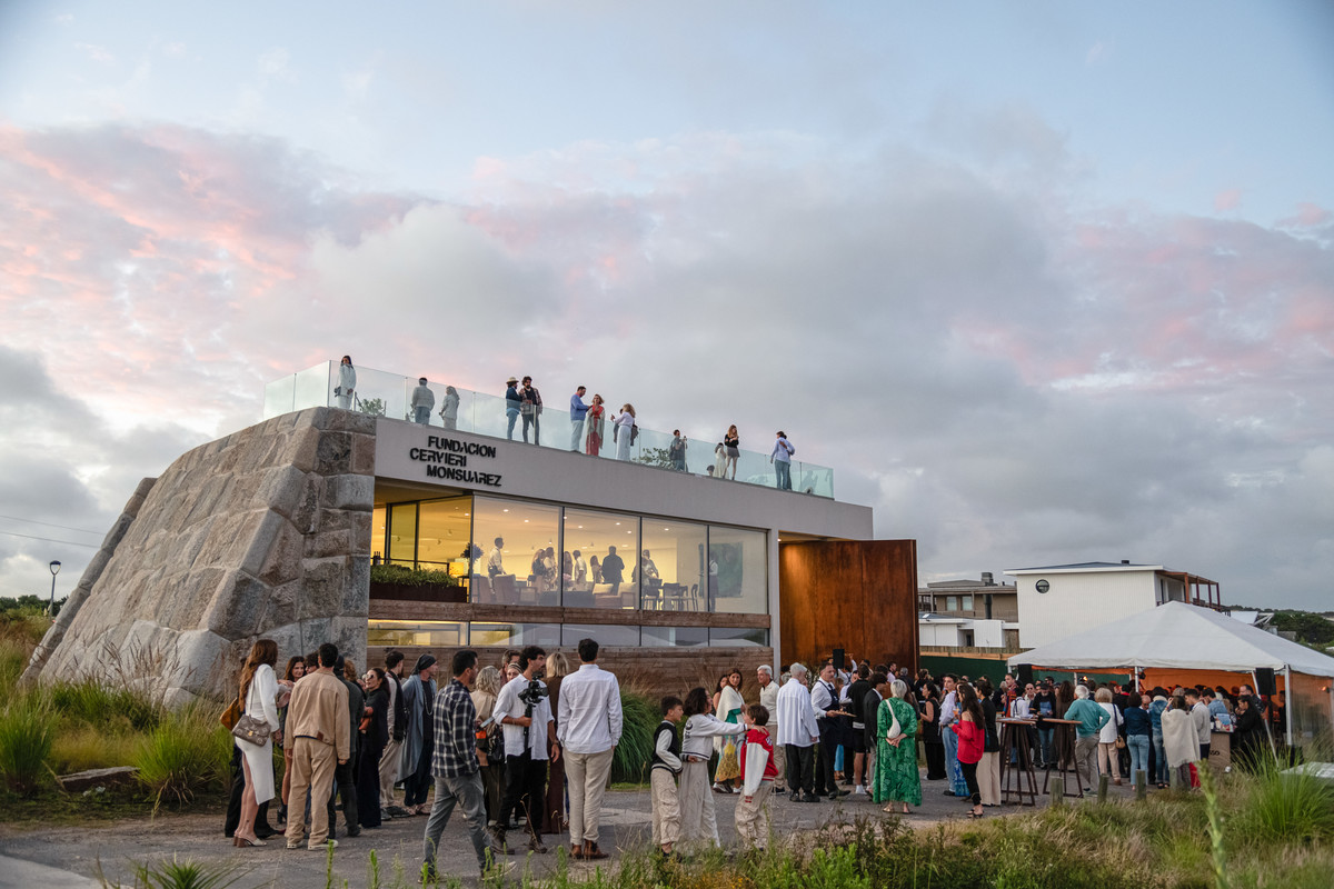 Punta del Este, con una escena artística que se consolida como espacio clave para el arte contemporáneo de la región., Fachada de la Fundación Cervieri Monsuárez en José Ignacio.