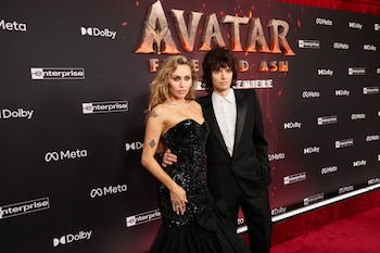 Miley Cyrus revela su compromiso