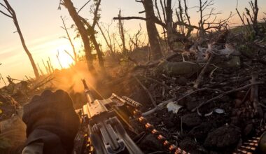 Mstyslav Chernov, un cineasta entre la alfombra roja y las trincheras en Ucrania: “Nunca el mundo ha sido tan peligroso como hoy” | Cine: estrenos y críticas