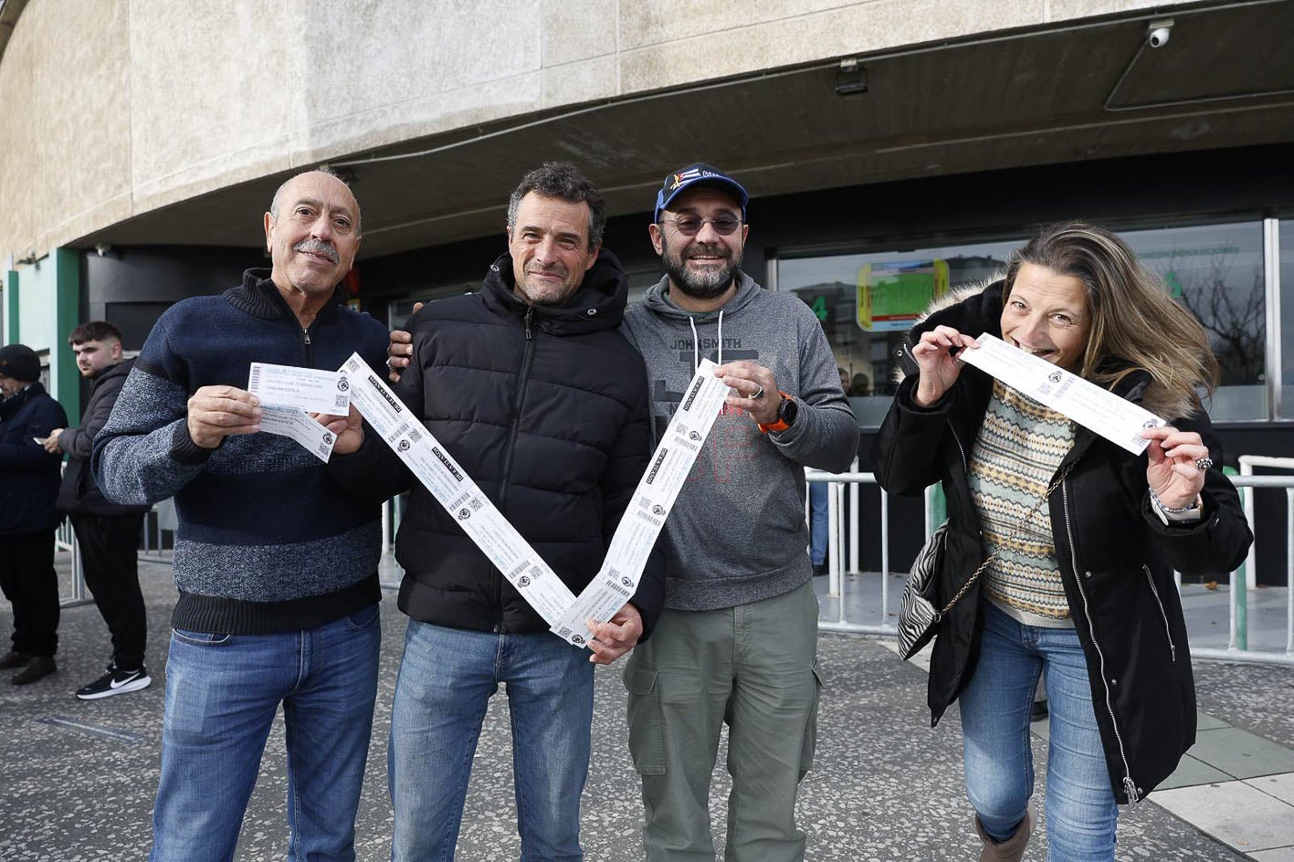 Locura por las entradas del Racing-Barça: «Que no se confíen y vengan con cuidado»