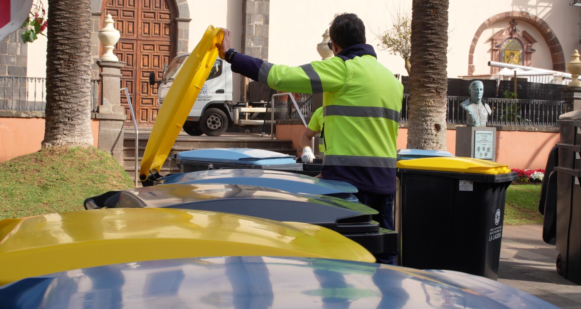 La Laguna recoge cerca de 30 toneladas de papel y cartón tras la visita de los Reyes Magos