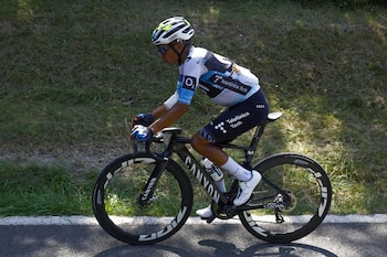 Nairo Quintana corre para el