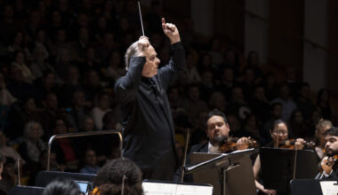 VALENCIA / Sir Mark Elder se apunta un nuevo triunfo en la ‘Quinta’ de Mahler