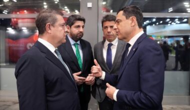 El PP agita la bandera del agravio con la financiación autonómica y evita el enfrentamiento de modelos de sus barones | España