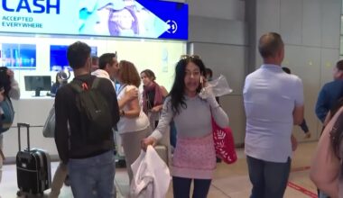 Sofía Suescun y Kiko Jiménez, sus llamativas caras largas a su regreso a Madrid - ABC