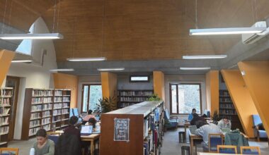 El Ayuntamiento de El Escorial invierte 24.200 euros en mejorar la eficiencia energética de la Biblioteca Municipal