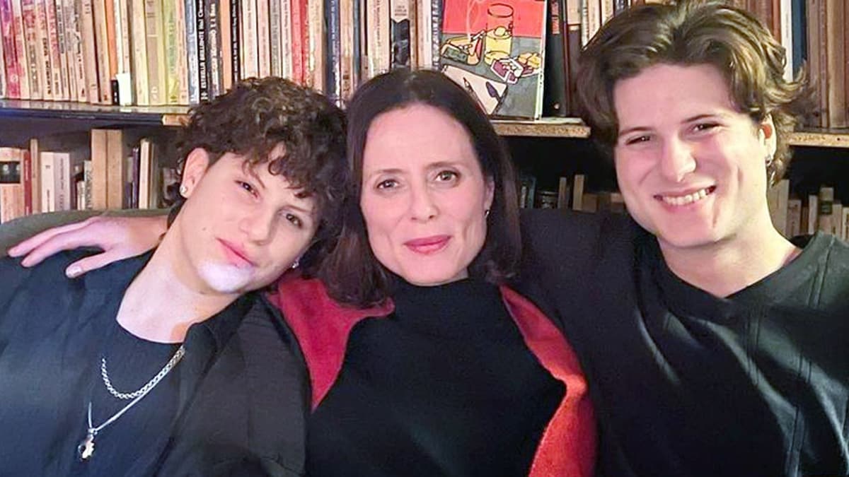 Bruna, el gran orgullo de Aitana Sánchez-Gijón, cumple 22 años y toma un nuevo rumbo: de rapera a actriz