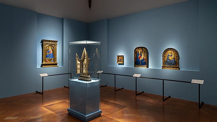 La exposición está comisariada por Carl Brandon Strehlke, Stefano Casciu y Angelo Tartuferi