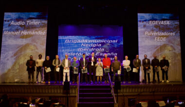 Cheste clausura su XXVIII Muestra de Teatro No Profesional con la entrega de premios y la comedia “Regálame una Noche”